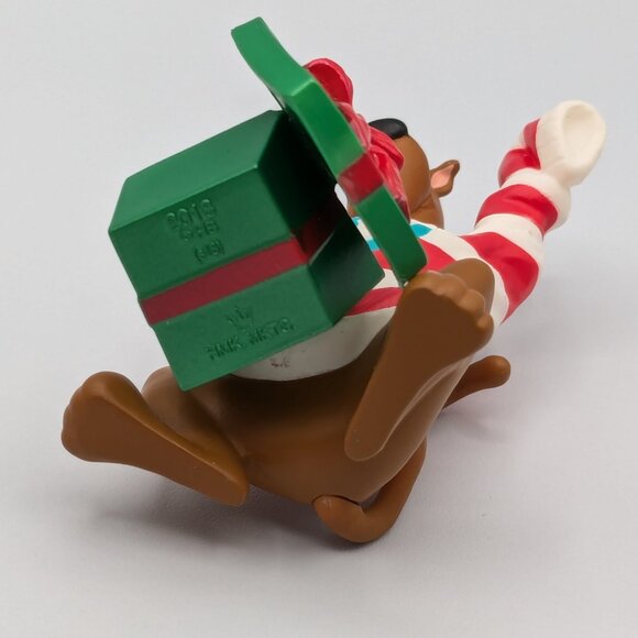 Hallmark Keepsake Scooby-Doo! An Oversize Surprise Ornament 2018 - Picture 6 of 9
